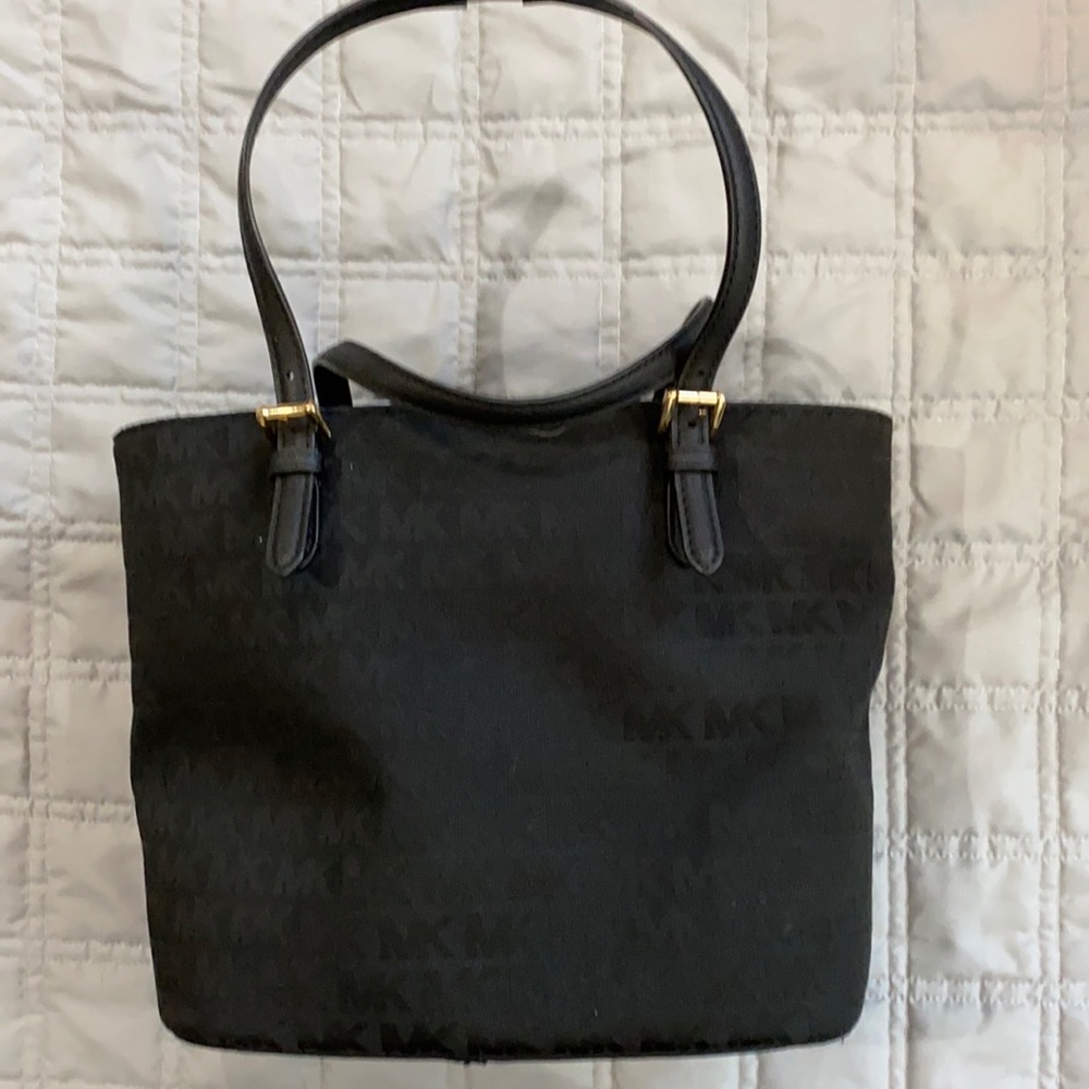 Michael Kors purse - Picture 3 of 12